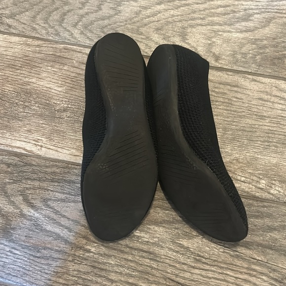 Black allbirds size 7.5 - Picture 3 of 3